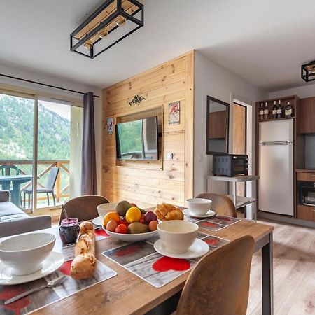 Joli T2, Centre, Parking Prive, Wifi, Local A Ski Изола Экстерьер фото